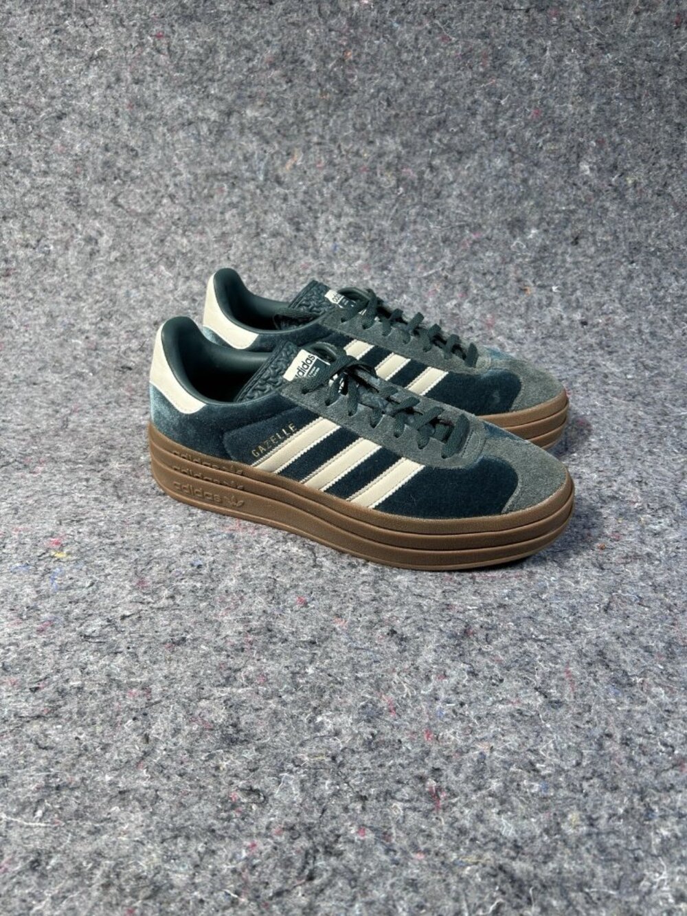 Adidas Gazelle Bold Platform Green Suede Gum Sole Womens Size 10